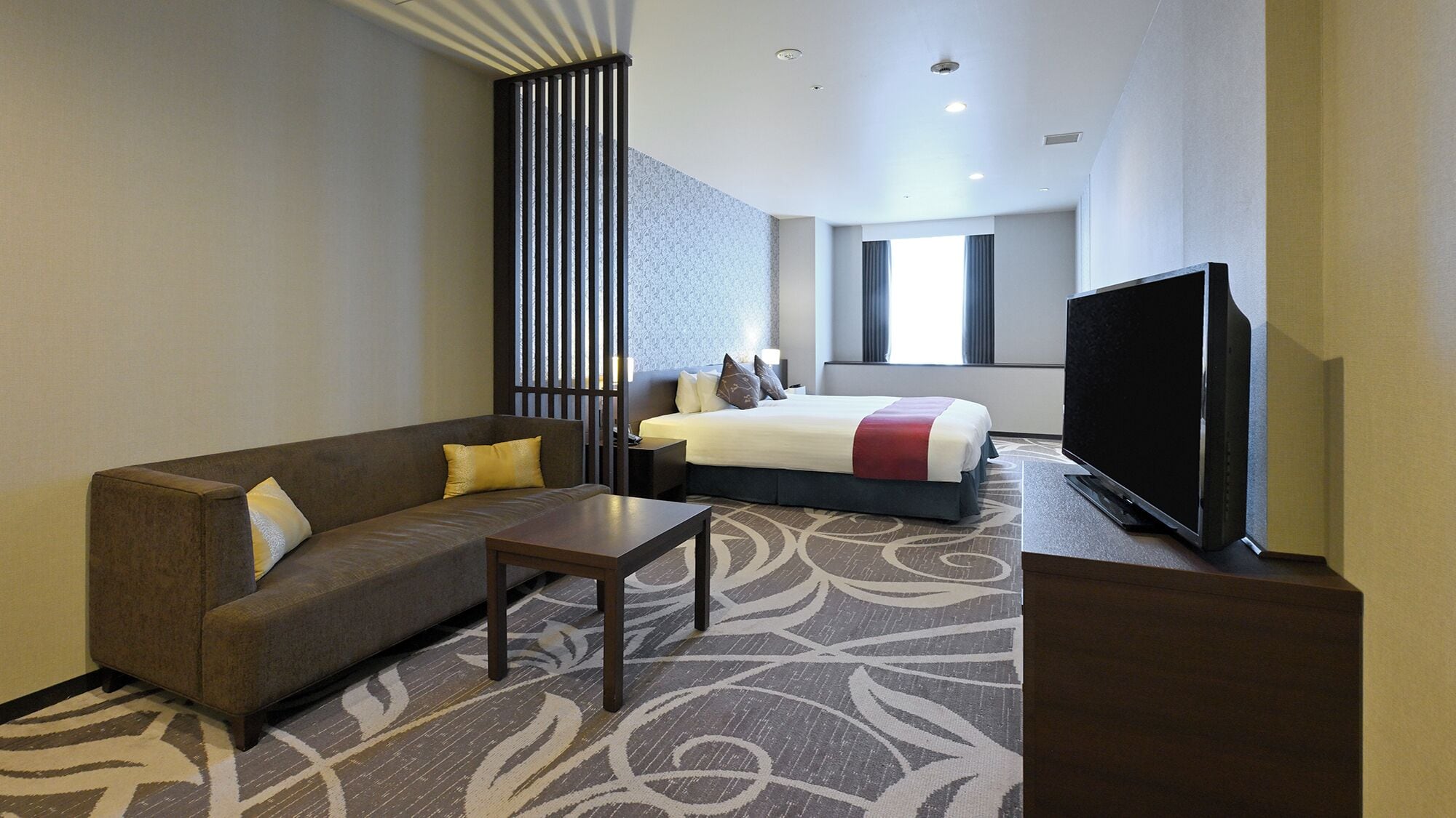 Caja de seguridad en la habitación, escritorio y wifi gratis 