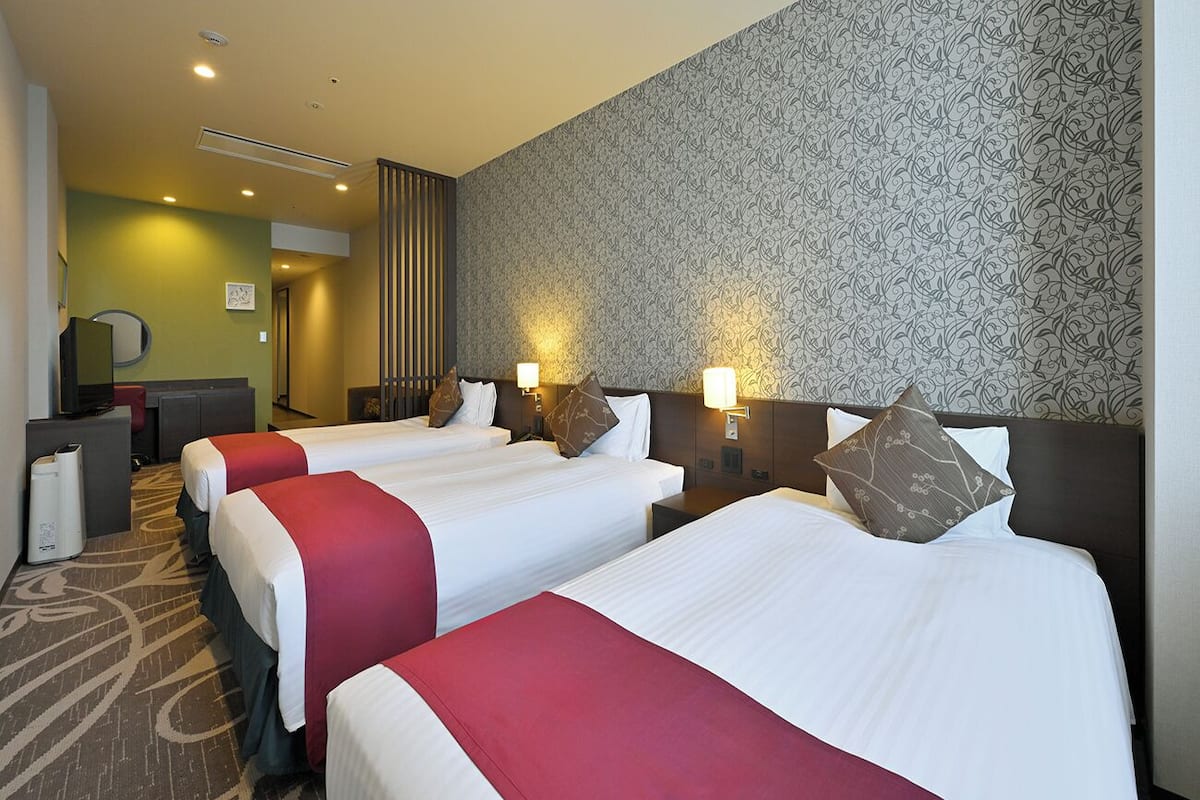 Tremannsrom – standard, ikke-røyk | Safe på rommet, skrivebord, wi-fi (inkludert) og sengetøy