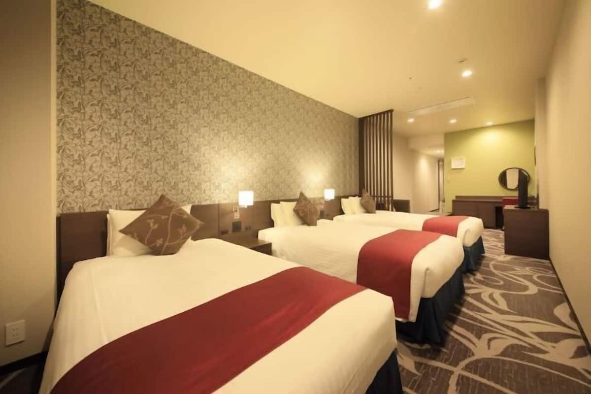 1 bedroom, in-room safe, desk, free WiFi