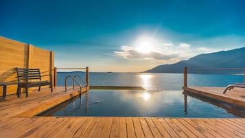 Romantic Room, Private Pool, Sea View | 1 bedroom, minibar, in-room safe, individually decorated