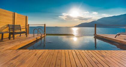 Mandalina Luxury Suites