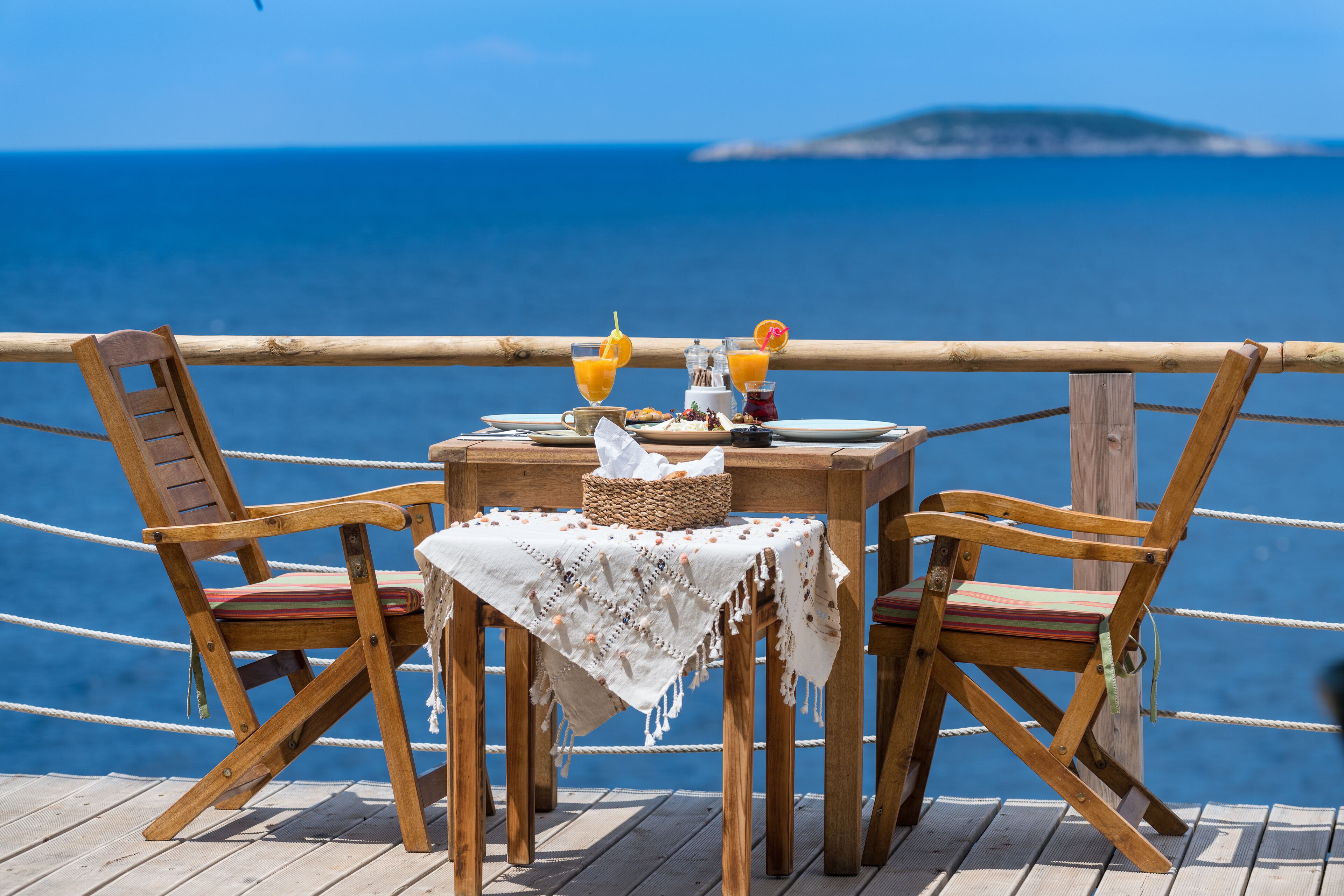 包含每日自助早餐