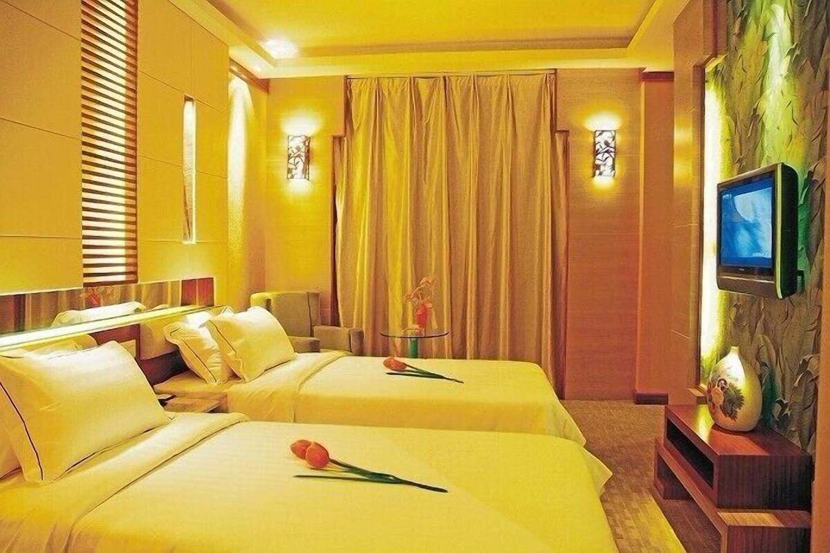 Phòng 2 giường đơn Superior, không cửa sổ | Minibar, két bảo mật tại phòng, bàn, màn/rèm cản sáng