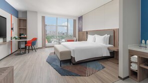 Standard Room, 1 King Bed (Extra Floor Space) | Down comforters, desk, laptop workspace, blackout drapes - Holiday Inn Express Wuhan Jinyin Lake by IHG (Wuhan)
