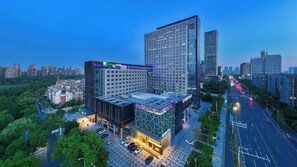 Exterior - Holiday Inn Express Wuhan Jinyin Lake by IHG (Wuhan)