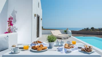 Desayuno a la carta incluido todos los días