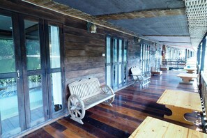 Superior River Raft | Terrass/Patio