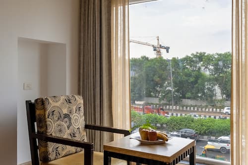 Suite Room | Hochwertige Bettwaren, Minibar, Zimmersafe, individuell eingerichtet