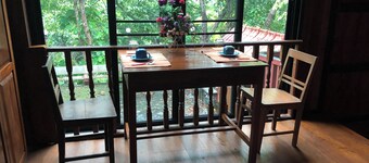 Mitkhoonyoum Hotel