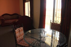 Breakfast, lunch, dinner served; local and international cuisine 