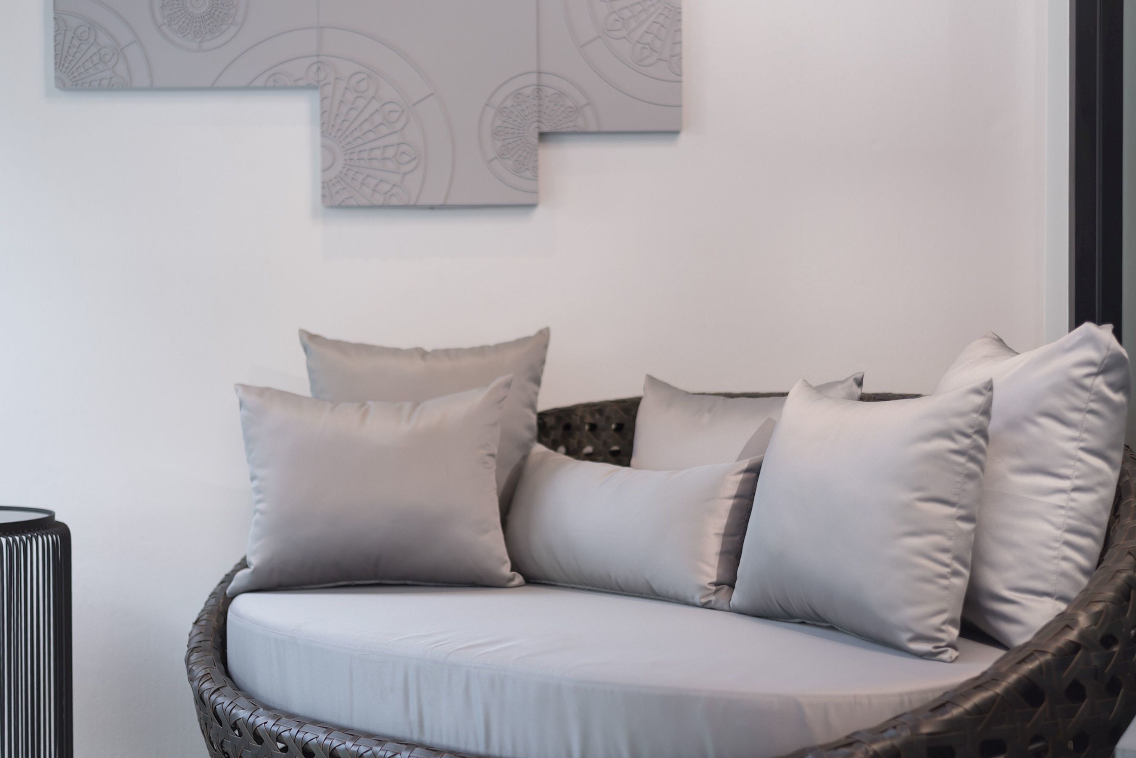 grand suite river view | minibar, in-room safe, desk, laptop workspace