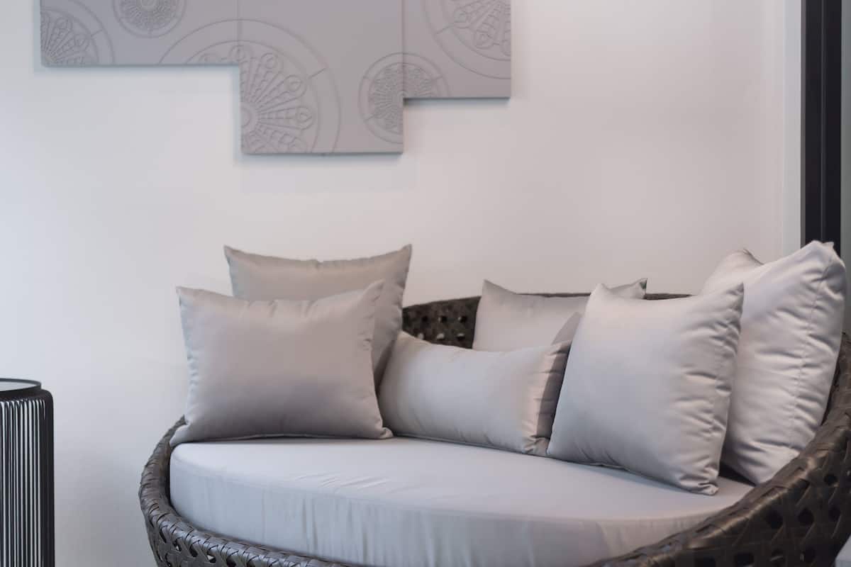 grand suite river view | minibar, in-room safe, desk, laptop workspace