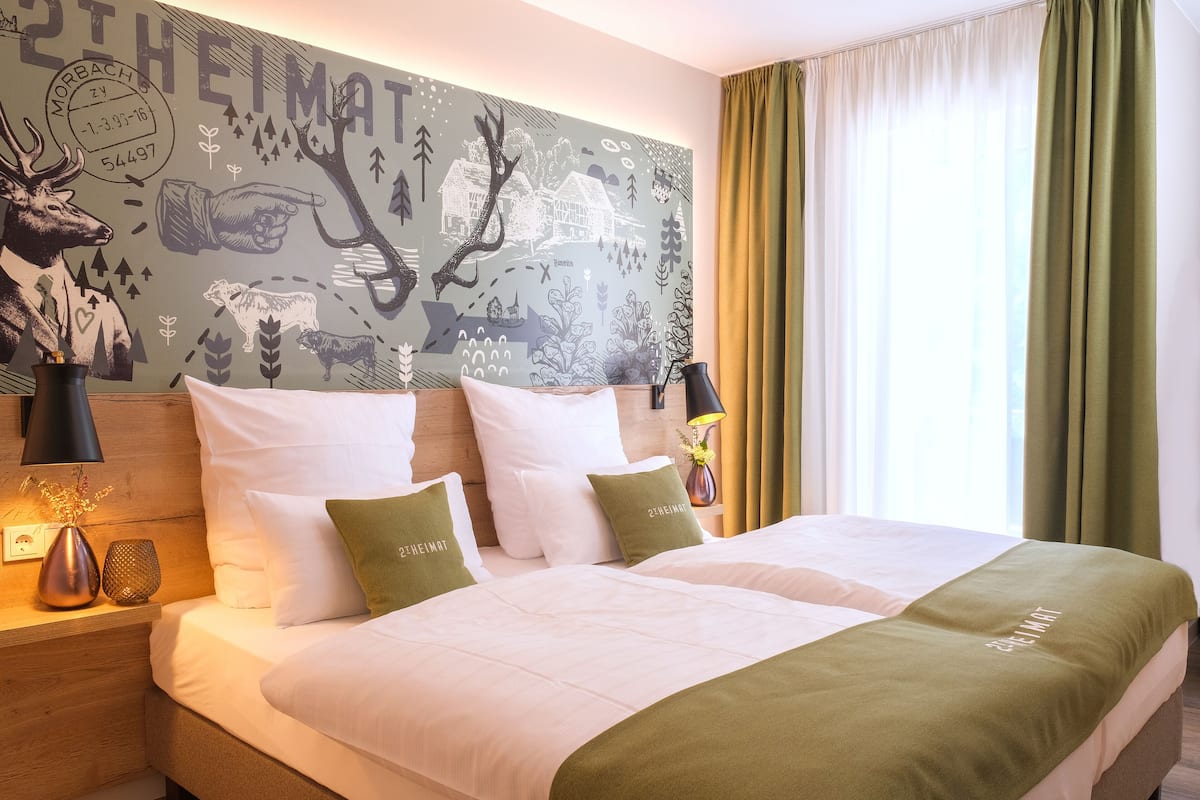 in-room safe, desk, laptop workspace, blackout curtains