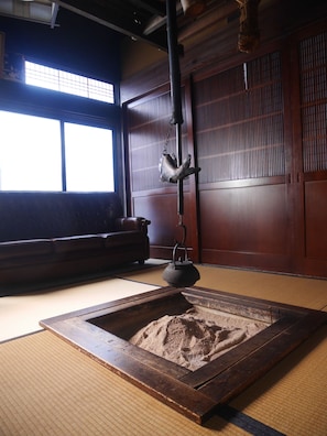 Lobby - Sosuke (Takayama)