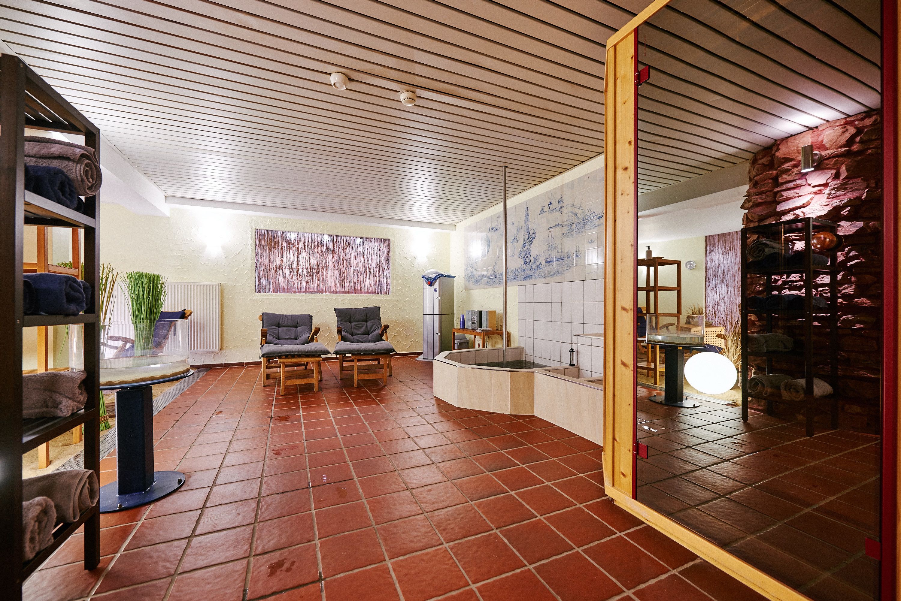 body treatments, body wraps, body scrubs, facials