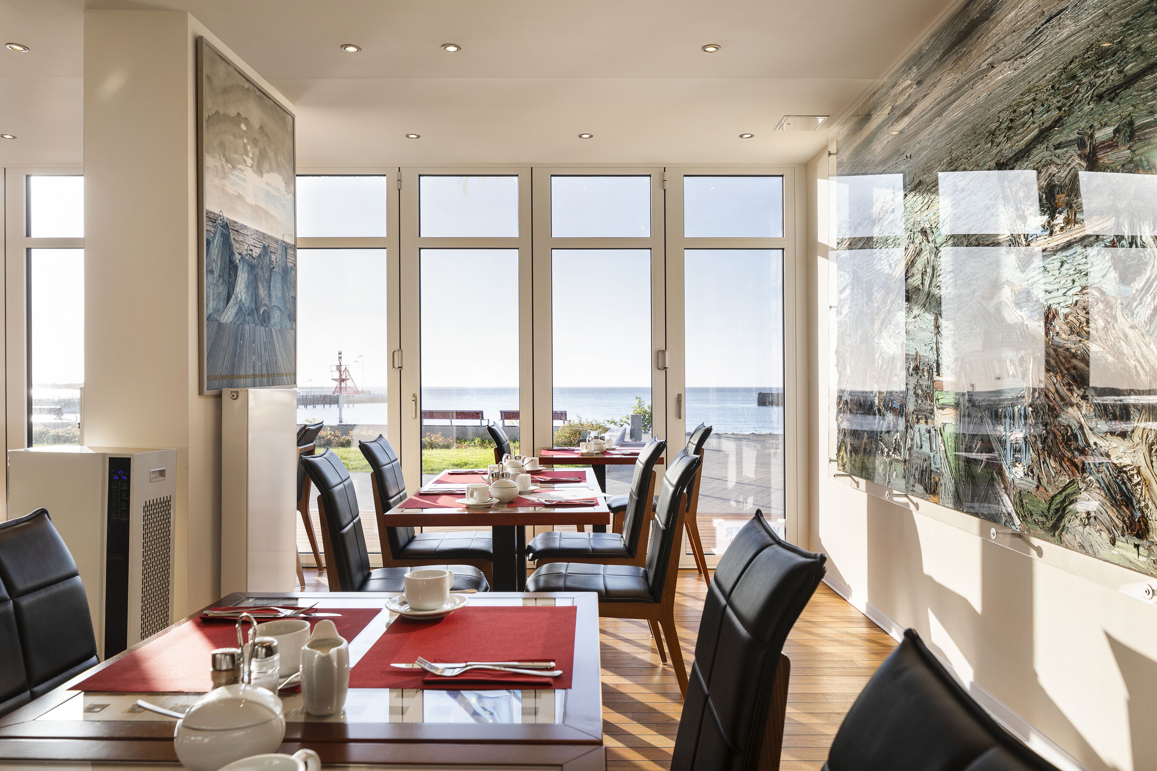 Petit déjeuner buffet (34 EUR par personne)