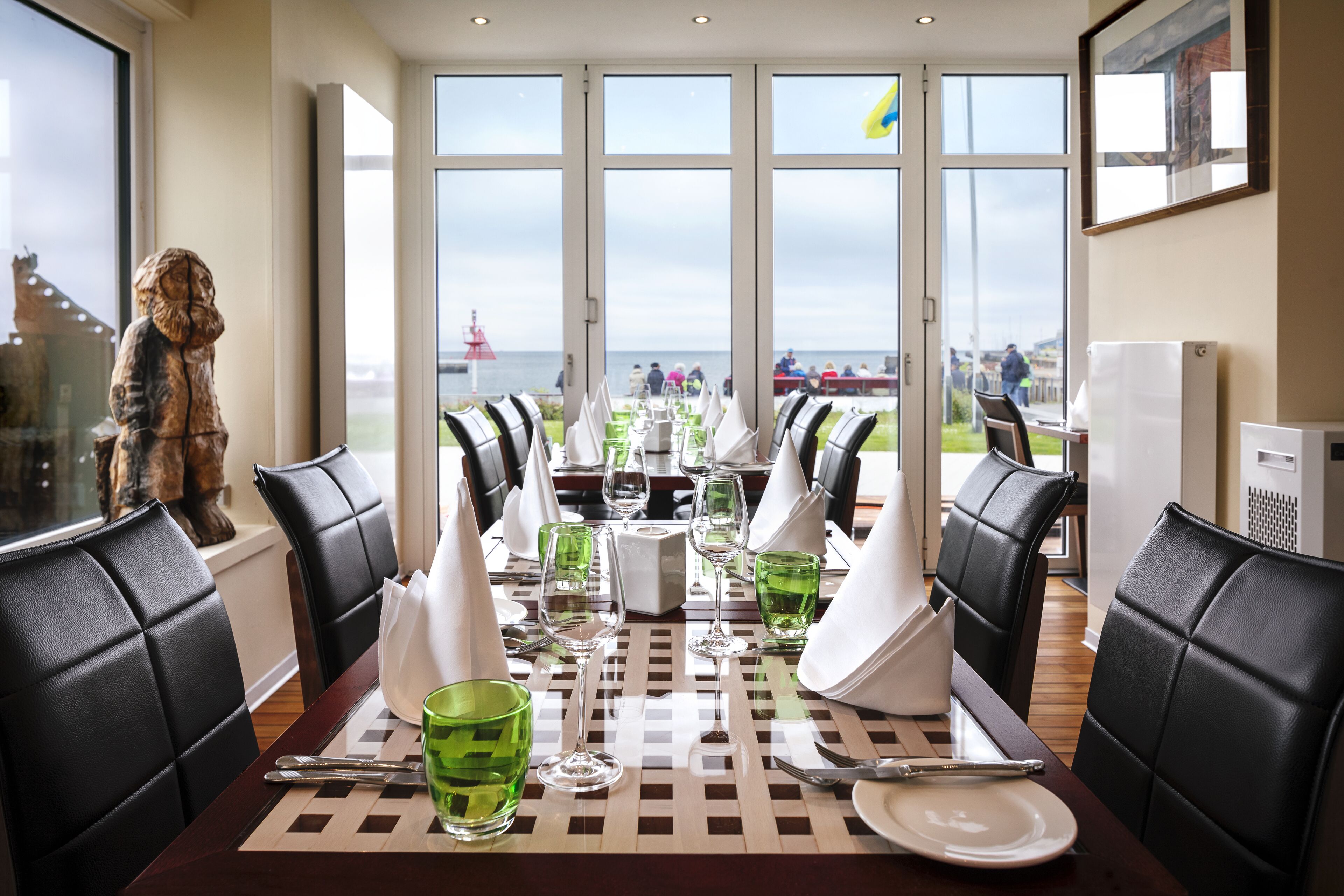 Der serveres aftensmad og regionale retter 