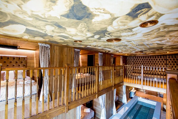 Exclusive Suite, Hot Tub