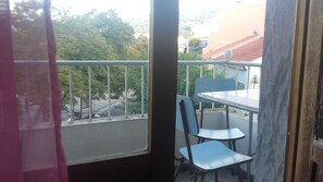 Superior Double Room, Shared Bathroom | Balcony