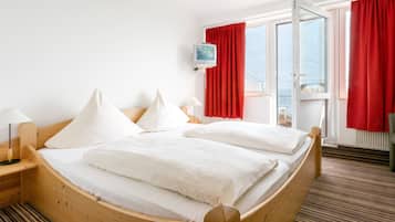 Superior-dobbeltværelse - terrasse - havudsigt | Minibar, skrivebord, gratis Wi-Fi, sengetøj