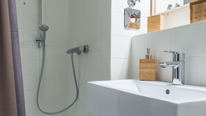 Ảnh chưa phân loại, 3 trong số 12 ảnh, nút
