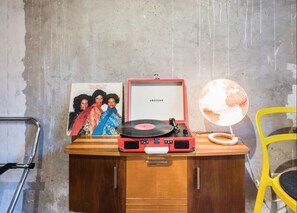 Studio | 1 bedroom, soundproofing, iron/ironing board, free WiFi