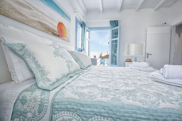 Villa, 2 Bedrooms, Sea View (Coral) | In-room safe, desk, soundproofing, iron/ironing board