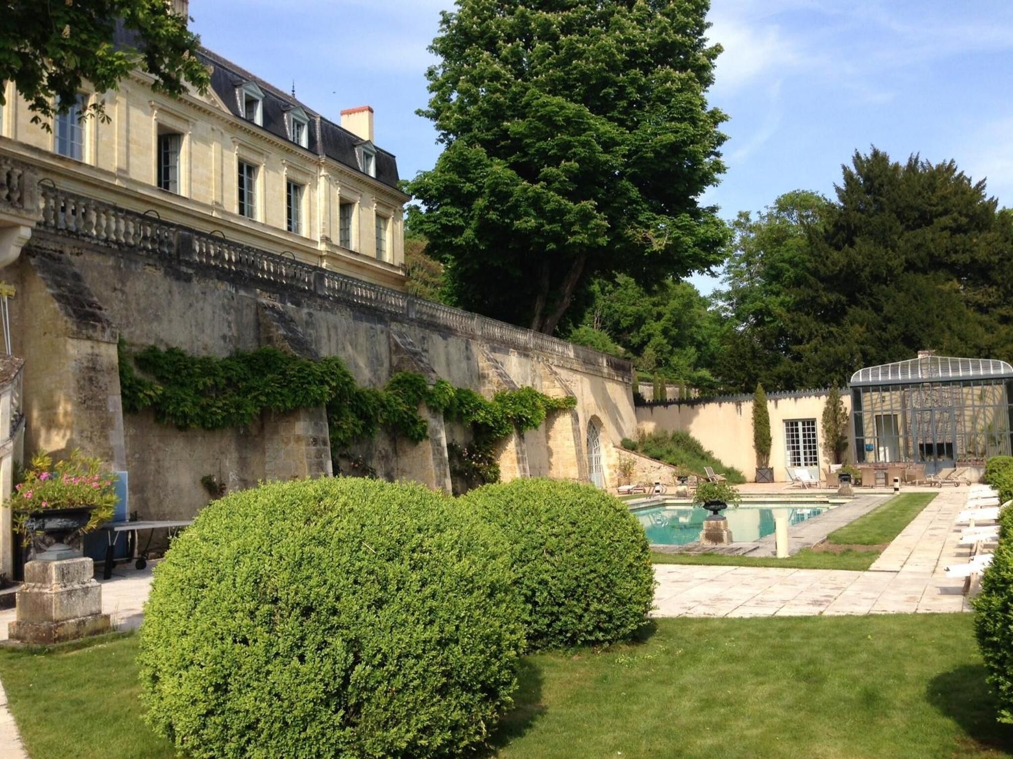 Piscine extérieure en saison