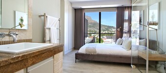 ITC Hospitality Group Penthouse 2 Bedrooms Piazza On Church Square