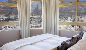 Penthouse (Kushi)