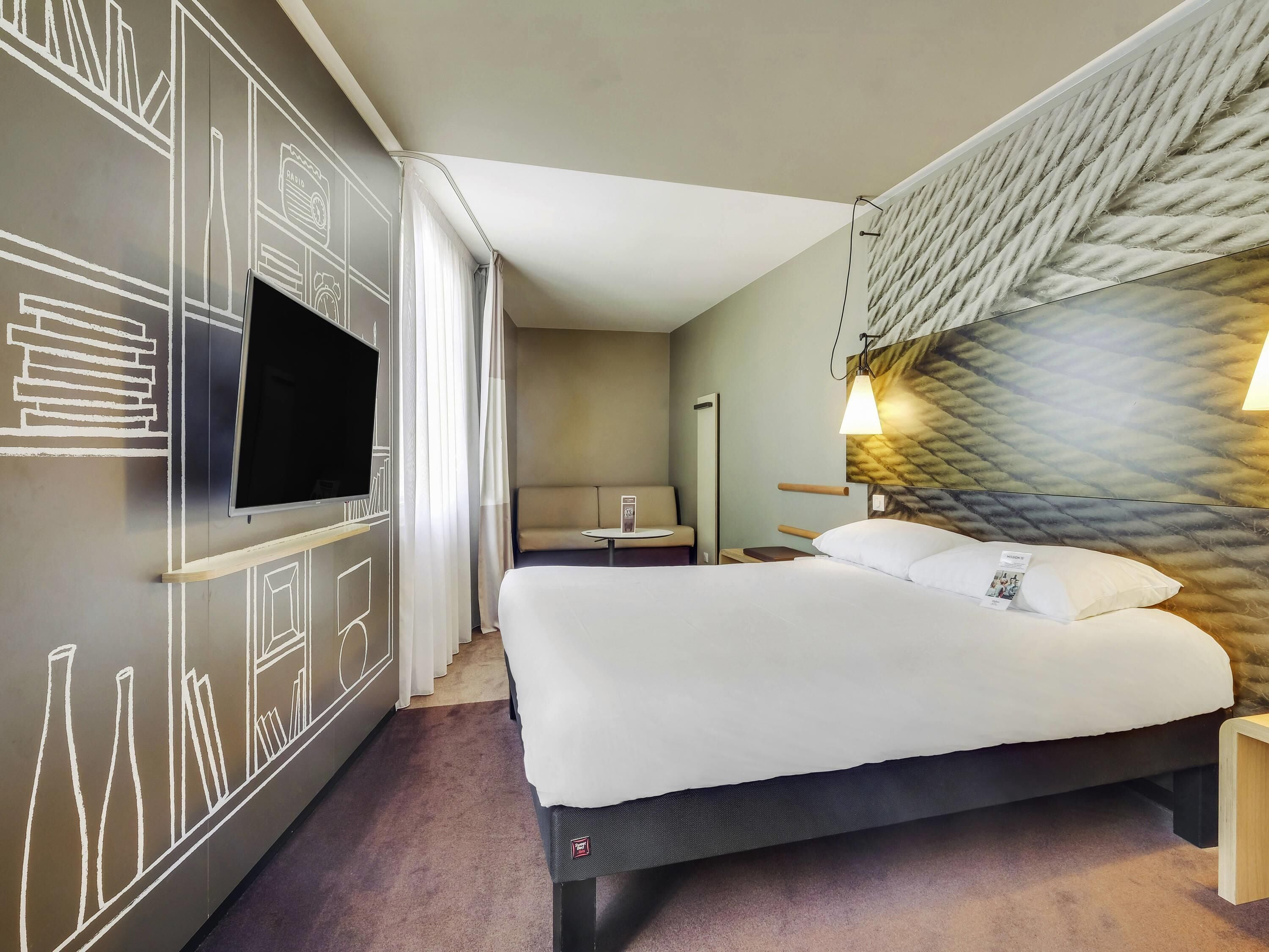 comfort room, 1 double bed with sofa bed | blackout curtains, soundproofing, iron/ironing board