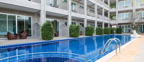 Alberca al aire libre