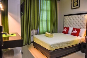 Desk, rollaway beds, free WiFi - ZEN Rooms Pryce Business Park (Davao)