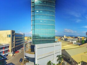 Exterior - ZEN Rooms Pryce Business Park (Davao)