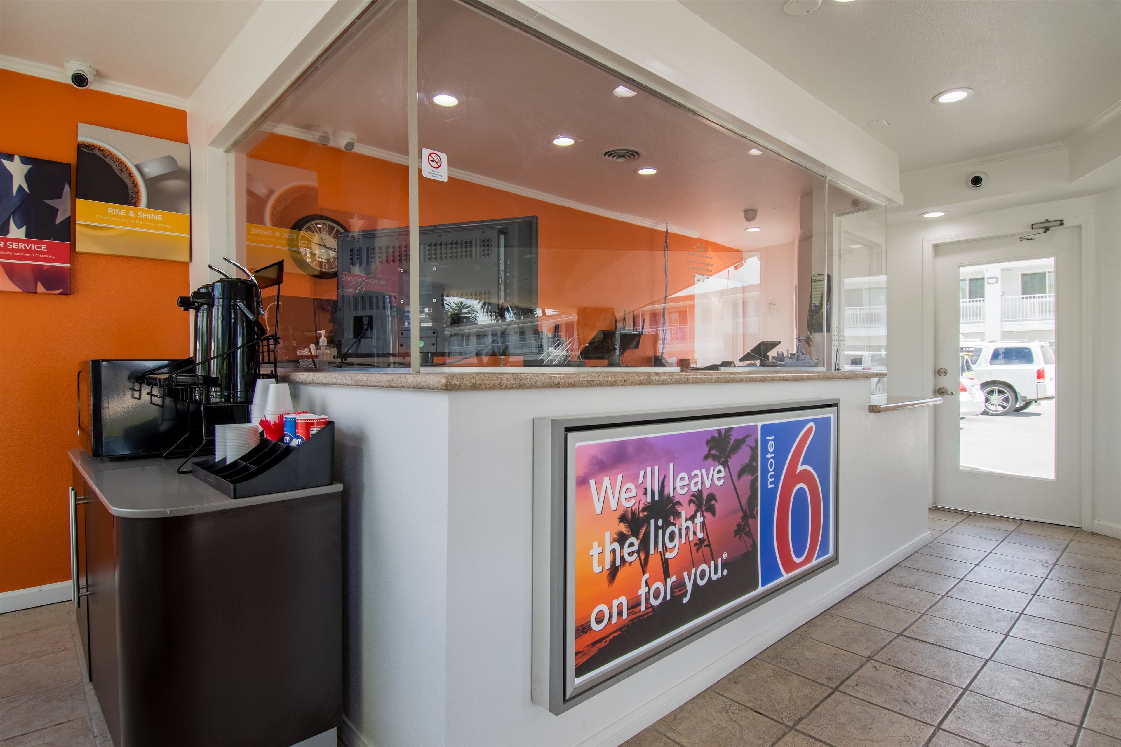 Foto - Motel 6-San Bernardino, CA - Downtown