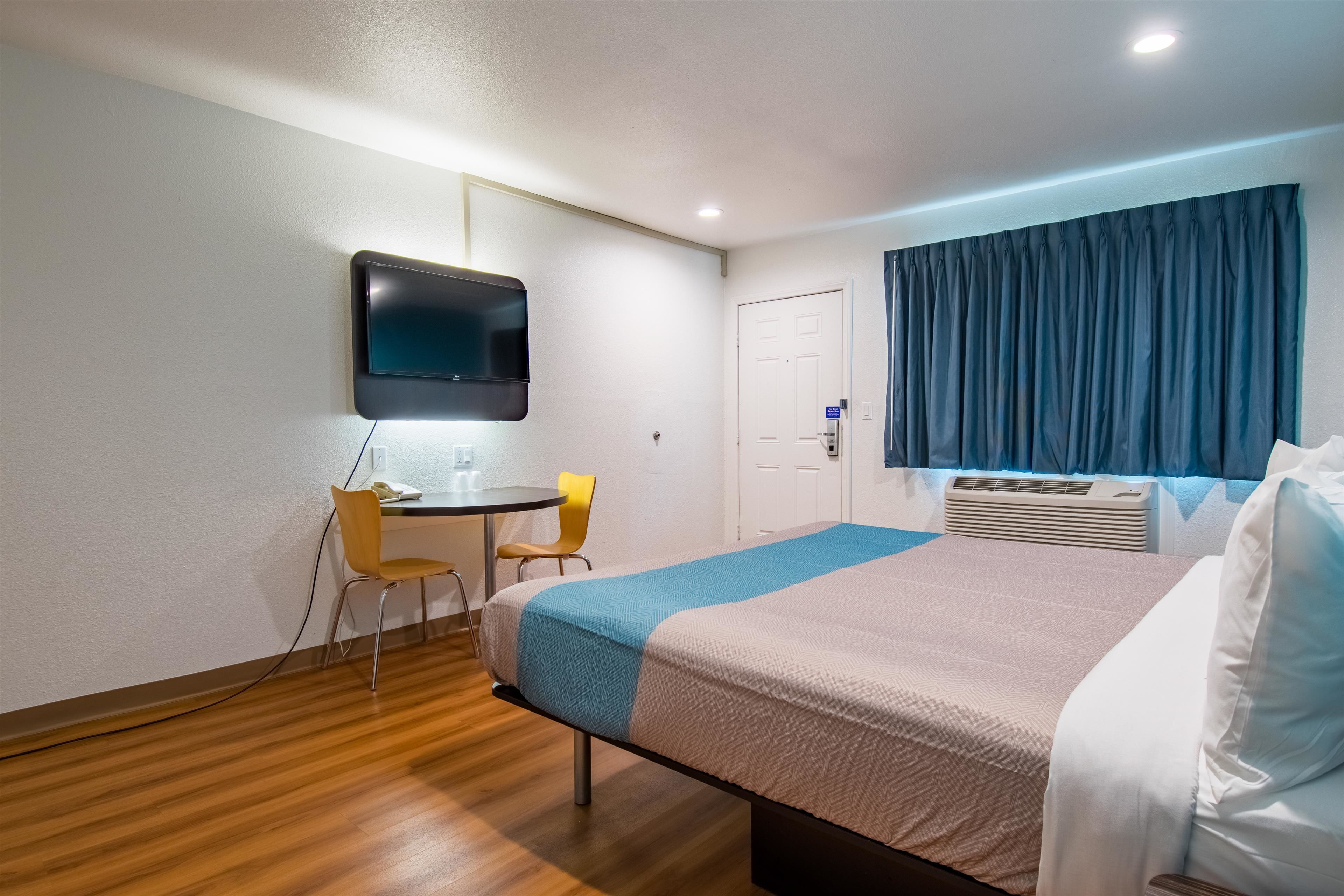 Foto - Motel 6-San Bernardino, CA - Downtown