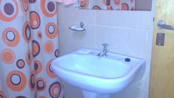 Cabin | Bathroom | Shower, towels