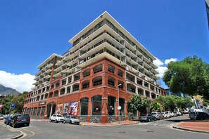 Exterior - ITC Hospitality Group One Bedrooms Rockwell Building (Cape Town)