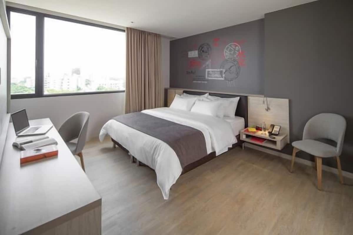 Premium bedding, minibar, in-room safe, desk