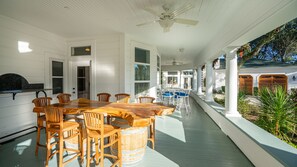 Front of property - The River Belle Inn (Healdsburg)