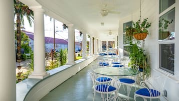 Terrasse/gårdhave