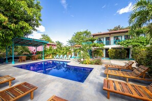 Outdoor pool, sun loungers