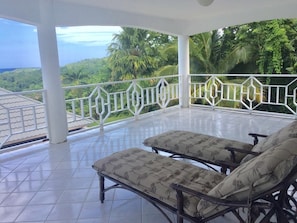 Suite Présidentielle, 1 très grand lit, balcon, vue mer | Balcon