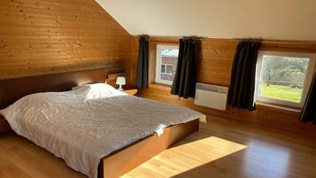 5 bedrooms, WiFi (free)