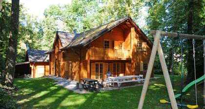 Maison Ă Durbuy avec BBQ et Terrasse