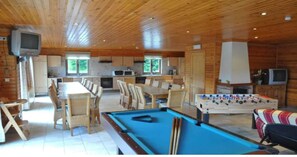 Game room - Holiday Home in La Roche with Sauna & Games (La Roche)