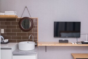 Blendingsgardiner og wi-fi (inkludert)