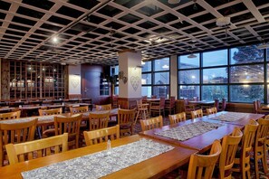 Lunch and dinner served - Sport & Spa Hotel Vesileppis (Leppavirta)