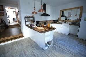 Exclusive House, Ensuite (Casa Millers) | Private kitchen - Millers of Frigiliana (Frigiliana)