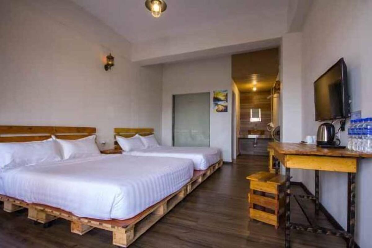 1 bedroom, iron/ironing board, free WiFi